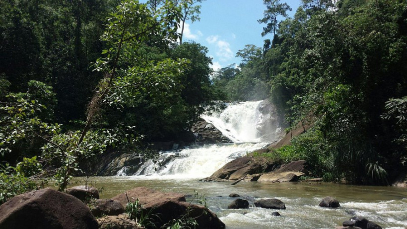 ethamala-falls-a-hidden-jewel-in-sri-lankas-highlands-big-0