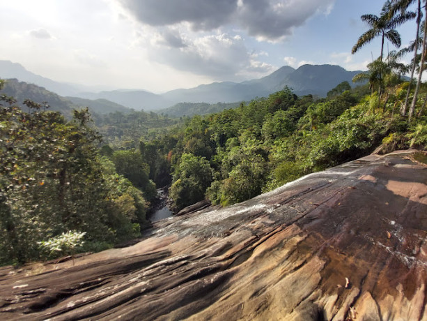 handun-ella-a-hidden-waterfall-gem-in-sri-lanka-big-3