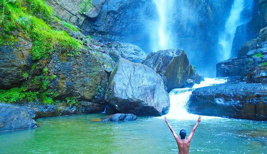 puna-falls-ramboda-falls-a-majestic-waterfall-in-sri-lankas-highland-region-big-0