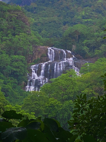 a-serene-escape-exploring-the-majestic-rathna-falls-in-kandy-big-1