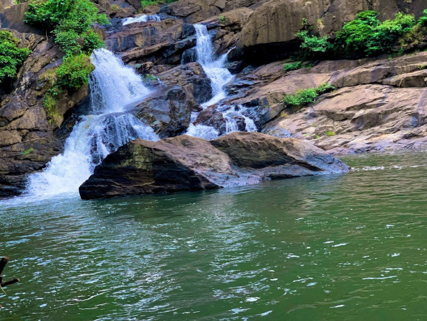 a-serene-escape-exploring-the-majestic-rathna-falls-in-kandy-big-2