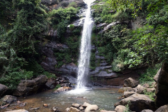 journey-to-rawan-ella-discovering-the-majestic-waterfall-in-sri-lanka-big-0