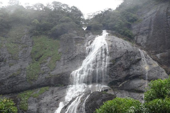 yaka-andu-ella-a-hidden-waterfall-paradise-in-sri-lanka-big-1