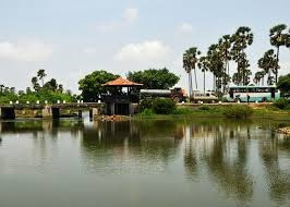 chalai-lagoon-a-serene-natural-haven-on-sri-lankas-northern-coast-big-1