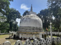 aluviharaya-rock-cave-temple-a-historic-buddhist-sanctuary-in-sri-lanka-small-0