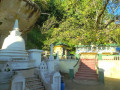 discover-ranawana-purana-rajamaha-viharaya-a-historic-buddhist-temple-in-sri-lanka-small-2