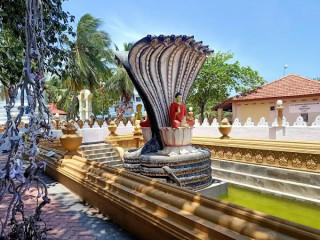 Explore Nagadeepa Temple: A Sacred Site of Sri Lankan Buddhist Heritage