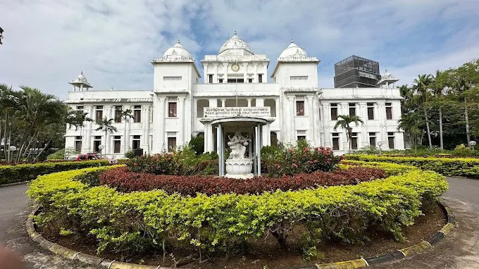 explore-jaffna-public-library-a-cultural-and-architectural-landmark-in-sri-lanka-big-3