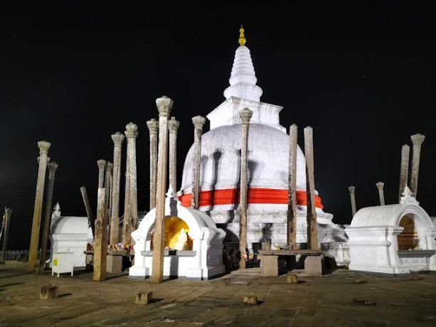 thuparamaya-exploring-the-ancient-splendor-of-sri-lankas-first-stupa-big-2