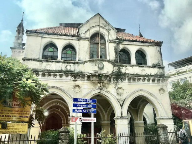 discovering-the-old-town-hall-building-colombos-historic-gem-and-architectural-marvel-big-4