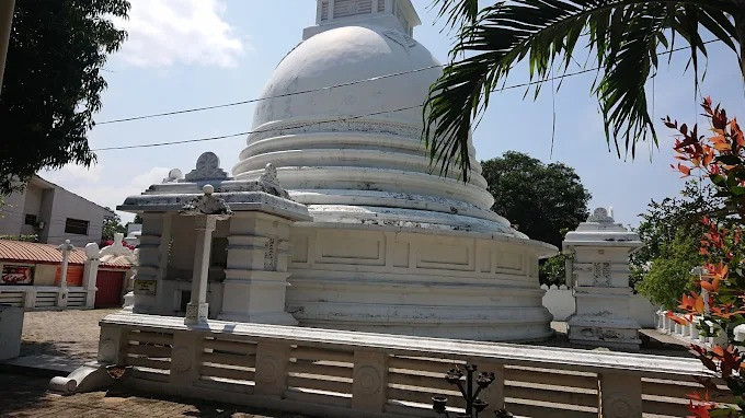 exploring-ashokarama-temple-a-historical-and-spiritual-sanctuary-in-sri-lanka-big-2