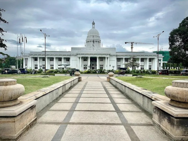 exploring-colombo-town-hall-a-landmark-of-civic-architecture-and-urban-heritage-big-4