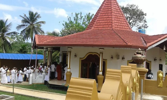 mahamevnawa-buddhist-monastery-galle-a-sanctuary-of-peace-and-spiritual-reflection-big-4