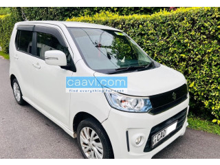 Suzuki Wagon R 2014 for Rent in Colombo