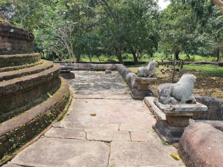 Discover Lahugala Magul Maha Viharaya: A Historical and Spiritual Sanctuary in Sri Lanka