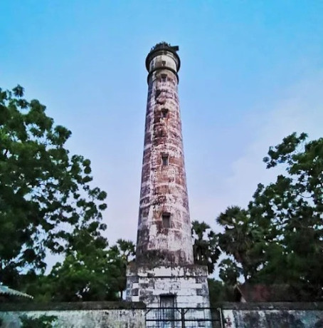 explore-batticaloa-lighthouse-a-historic-beacon-on-sri-lankas-eastern-coast-big-1