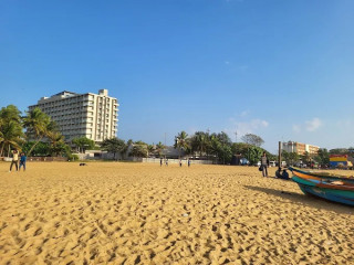 Negombo Beach Park: A Vibrant Coastal Retreat with Sun, Sand, and Serenity