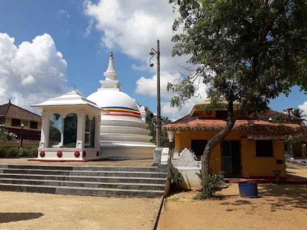 attanagalla-ancient-royal-temple-a-sacred-site-of-historical-and-spiritual-significance-big-3