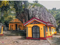 maligathanna-raja-maha-viharaya-a-revered-buddhist-sanctuary-with-deep-historical-roots-small-3