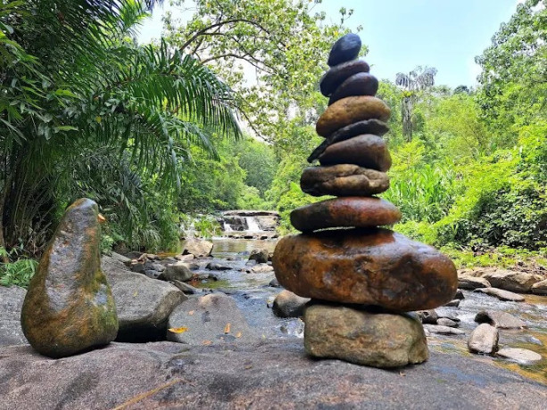 kumari-ella-a-majestic-waterfall-of-natural-splendor-big-0