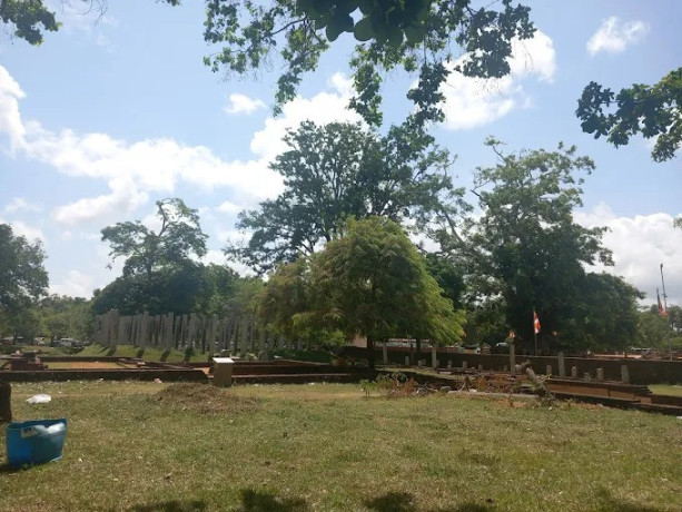 lovamahapaya-the-majestic-ancient-monastic-complex-of-anuradhapura-big-1