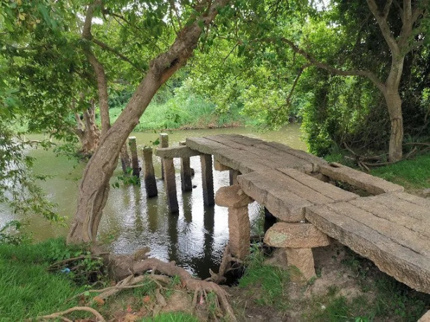 perimiyankulama-stone-bridge-a-timeless-marvel-of-sri-lankan-engineering-big-4