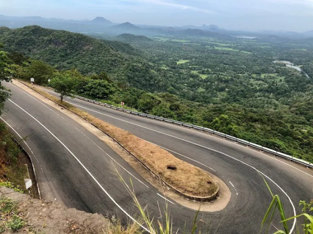 18-bend-the-scenic-mountain-pass-and-adventurous-roadway-of-sri-lanka-big-0