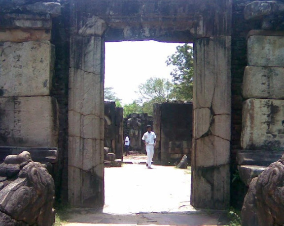 western-entrance-of-the-sacred-quadrangle-gateway-to-ancient-splendor-big-0
