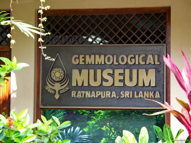 gemmological-museum-a-glimpse-into-sri-lankas-gem-heritage-big-1