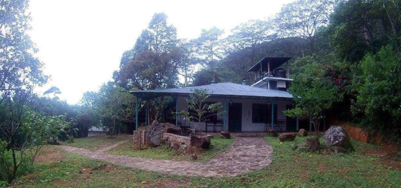 enjoy-in-sir-johns-bungalow-matale-big-3