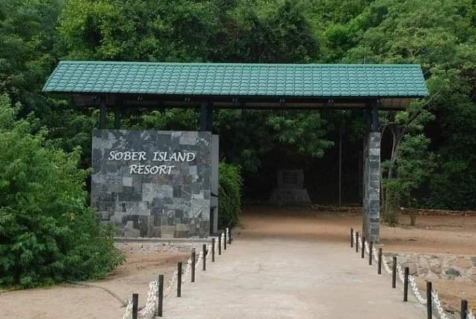 sober-island-resort-in-trincomalee-big-2