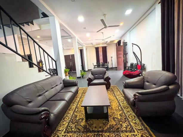 the-loft-villa-your-budget-getaway-near-riverston-big-1