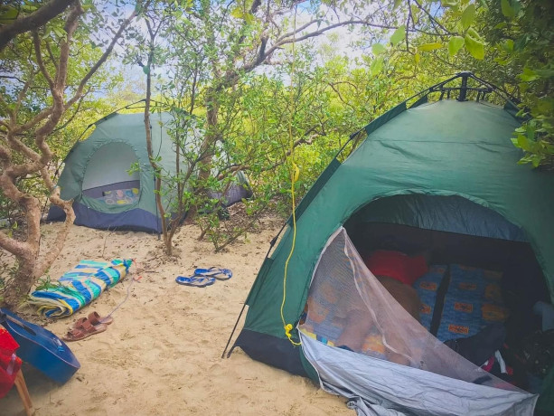 battalangunduwa-beach-camping-ultimate-coastal-escape-big-1