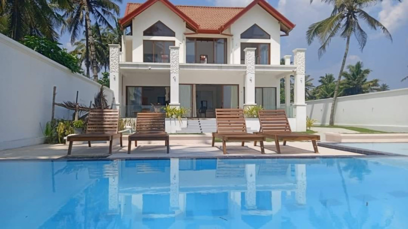 enjoy-in-beach-front-villa-in-wadduwa-big-2