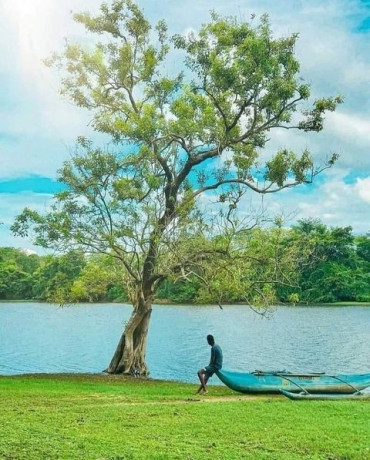 mahiyangana-sorabora-lake-camping-sorabora-big-4