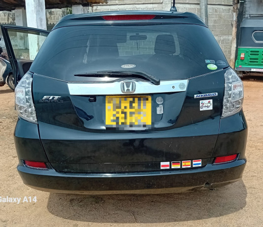 honda-fit-for-rent-in-colombo-big-0