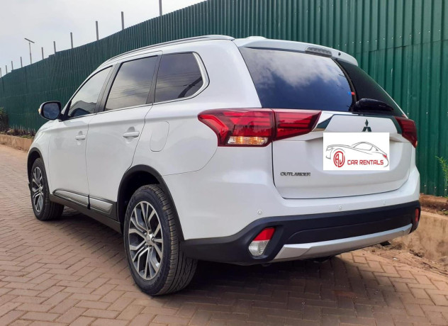 rent-the-mitsubishi-outlander-phev-today-big-1